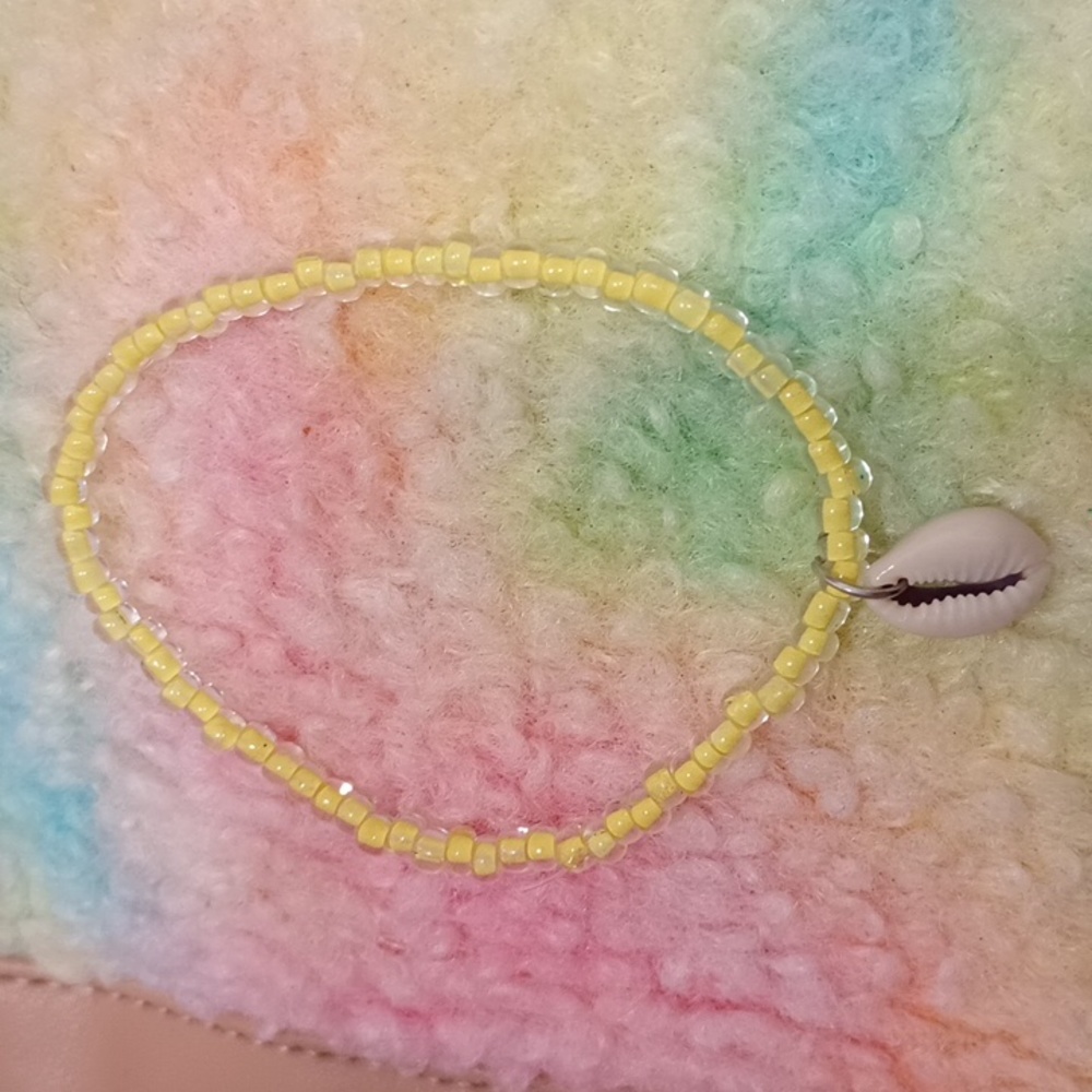 Bracelet